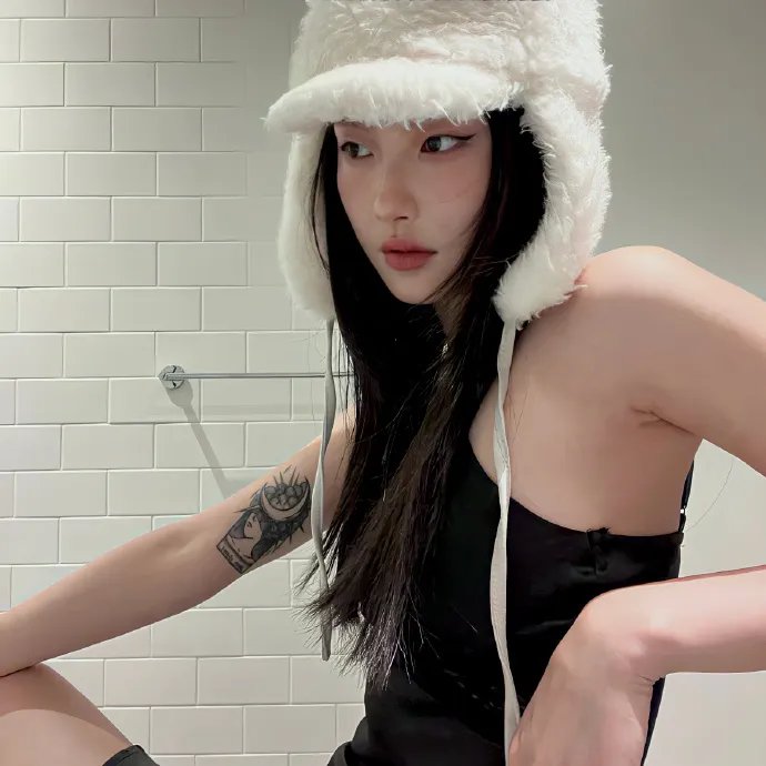 走出监狱的女人海报